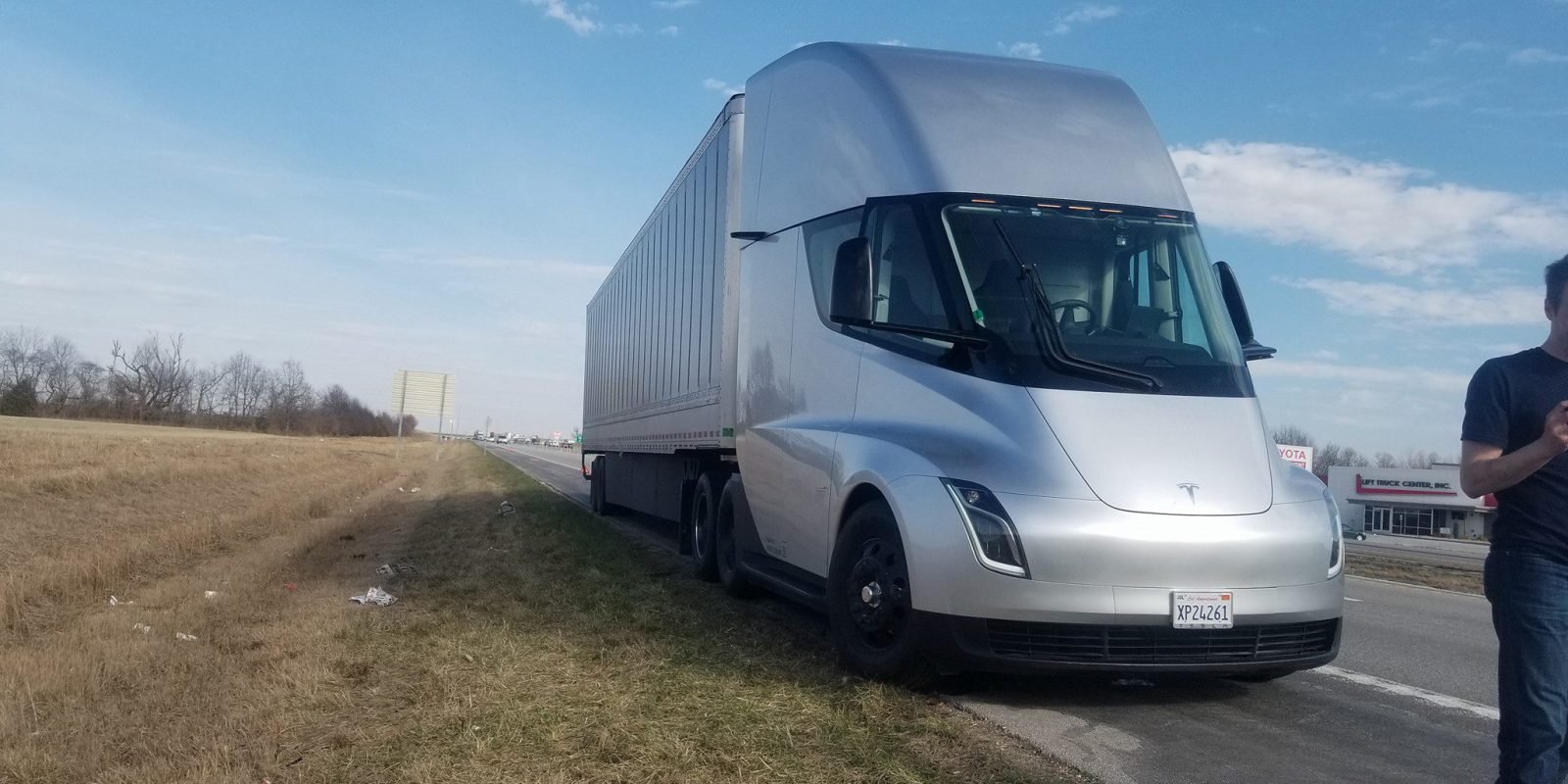 Tesla Semi Truck Wallpaper 
