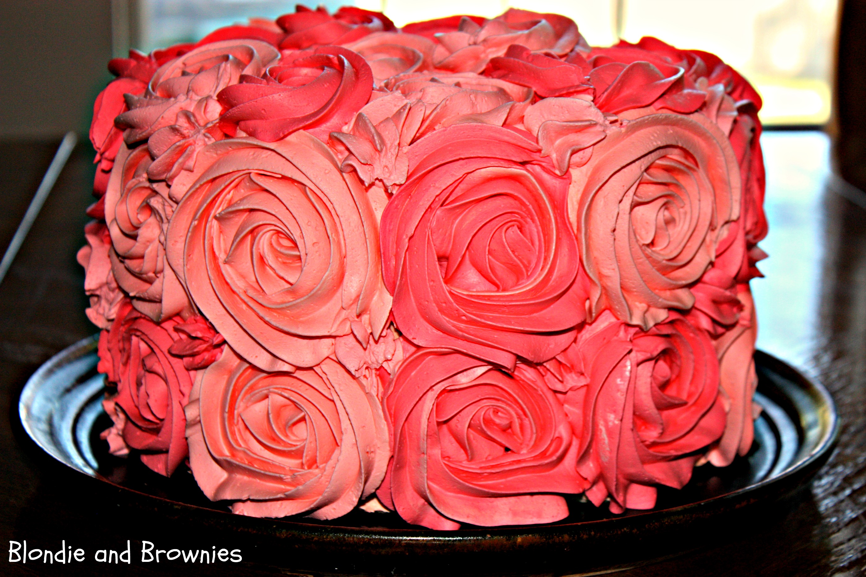 Rose Cake Desktop Wallpaper 