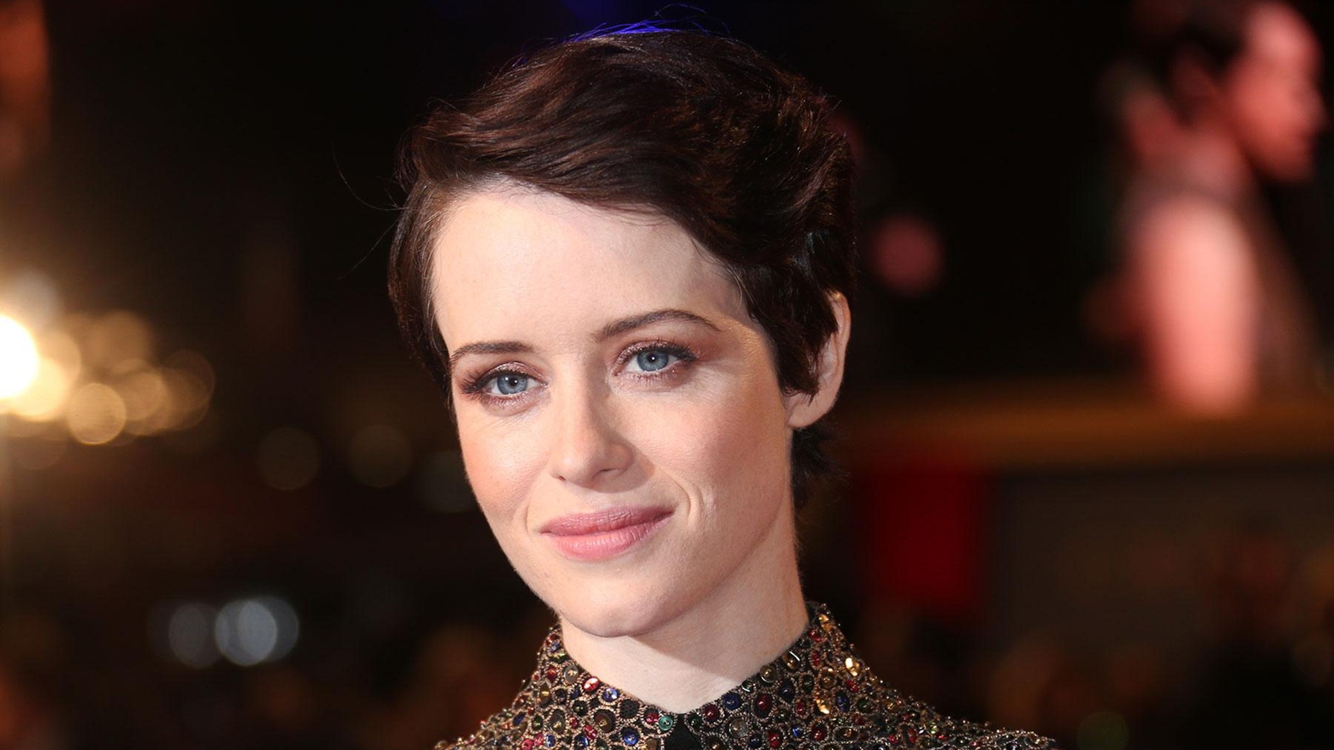 2019 Claire Foy Wallpaper 