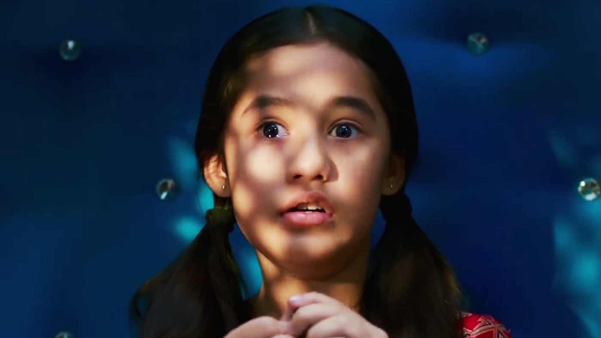 Child Girl Actress Kullfi Kumarr Bajewala Desktop Wallpaper 