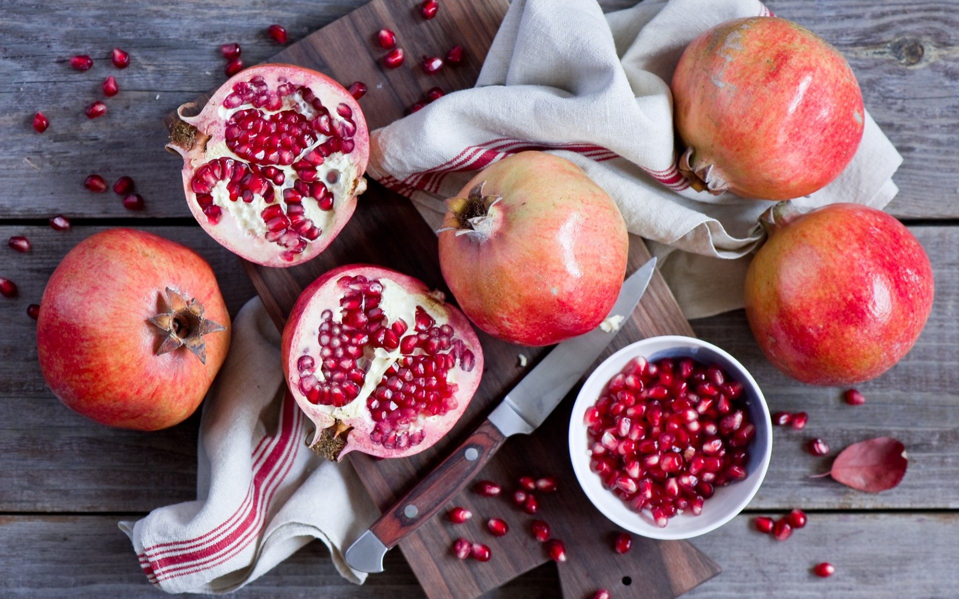 Pomegranate Fruit Desktop Wallpaper 