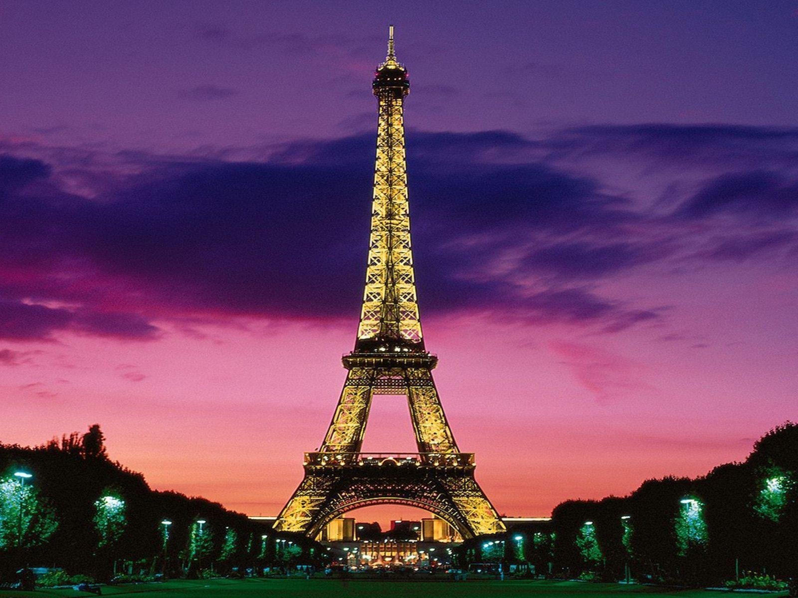 The Eiffel Tower Best HD Wallpaper 