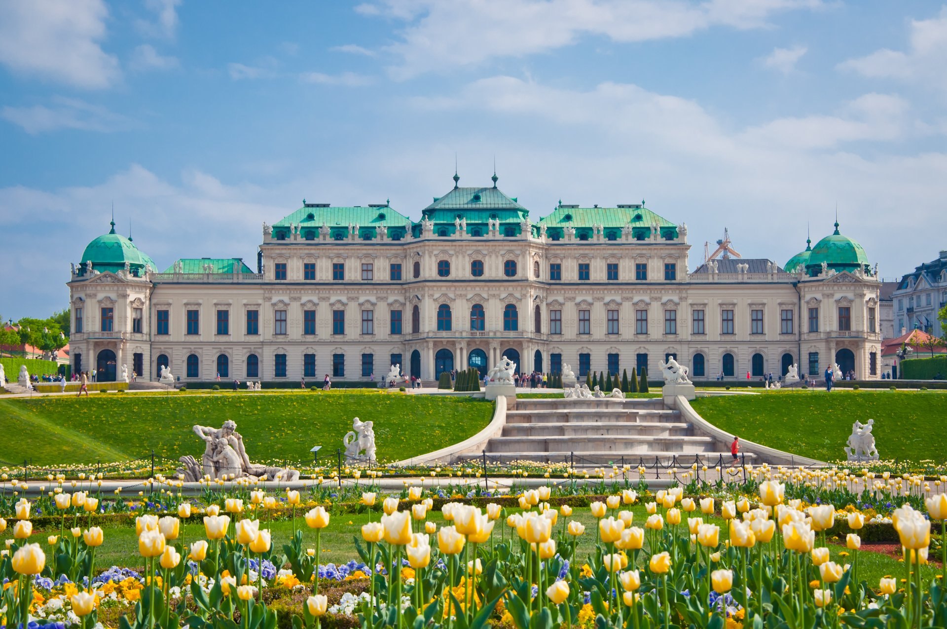 Belvedere Palace Tourism Background Wallpaper 