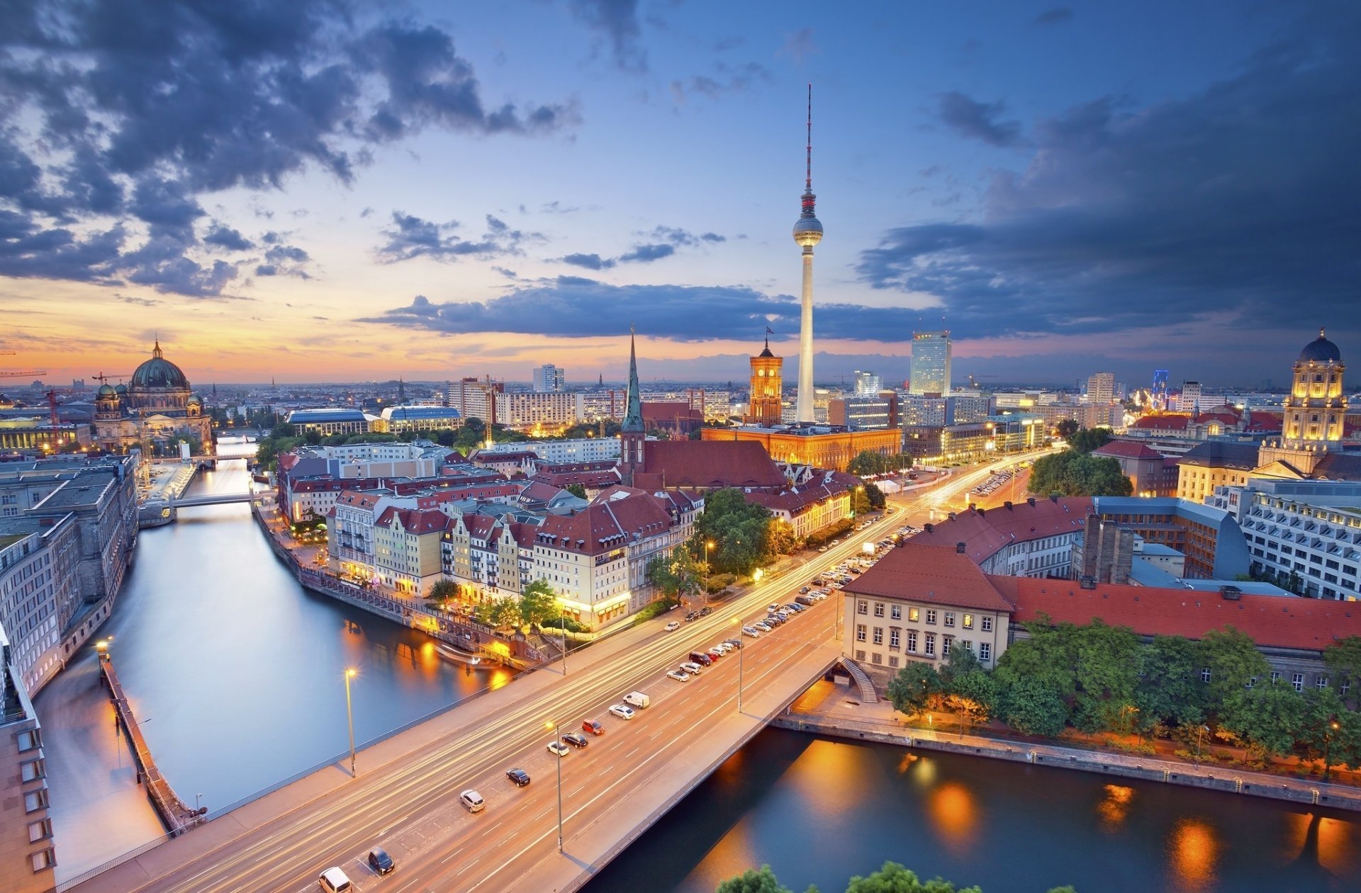 Berlin Skyline Widescreen Wallpapers 