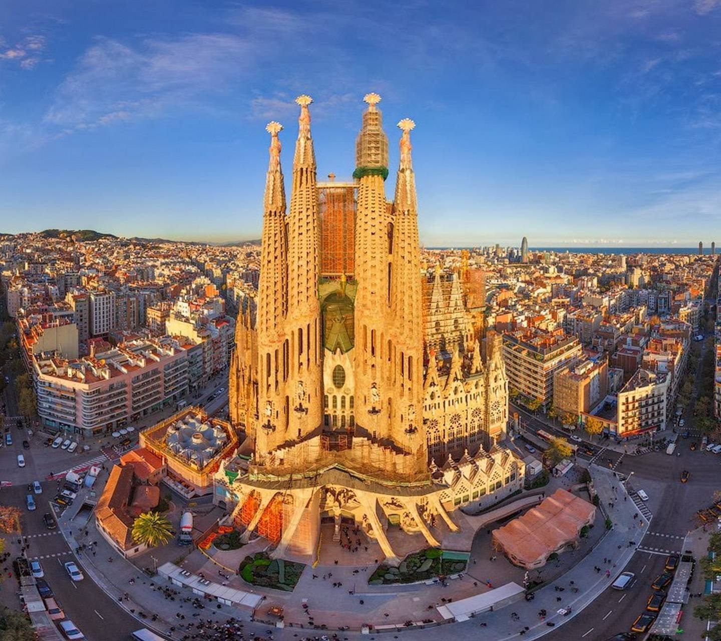 La Sagrada Familia Barcelona HD Wallpapers 