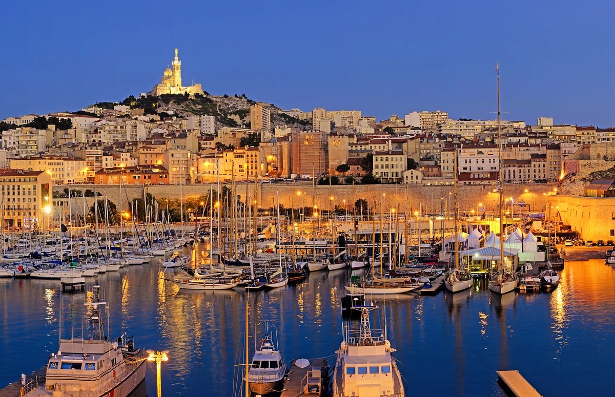 Marseille Town Background Wallpaper 