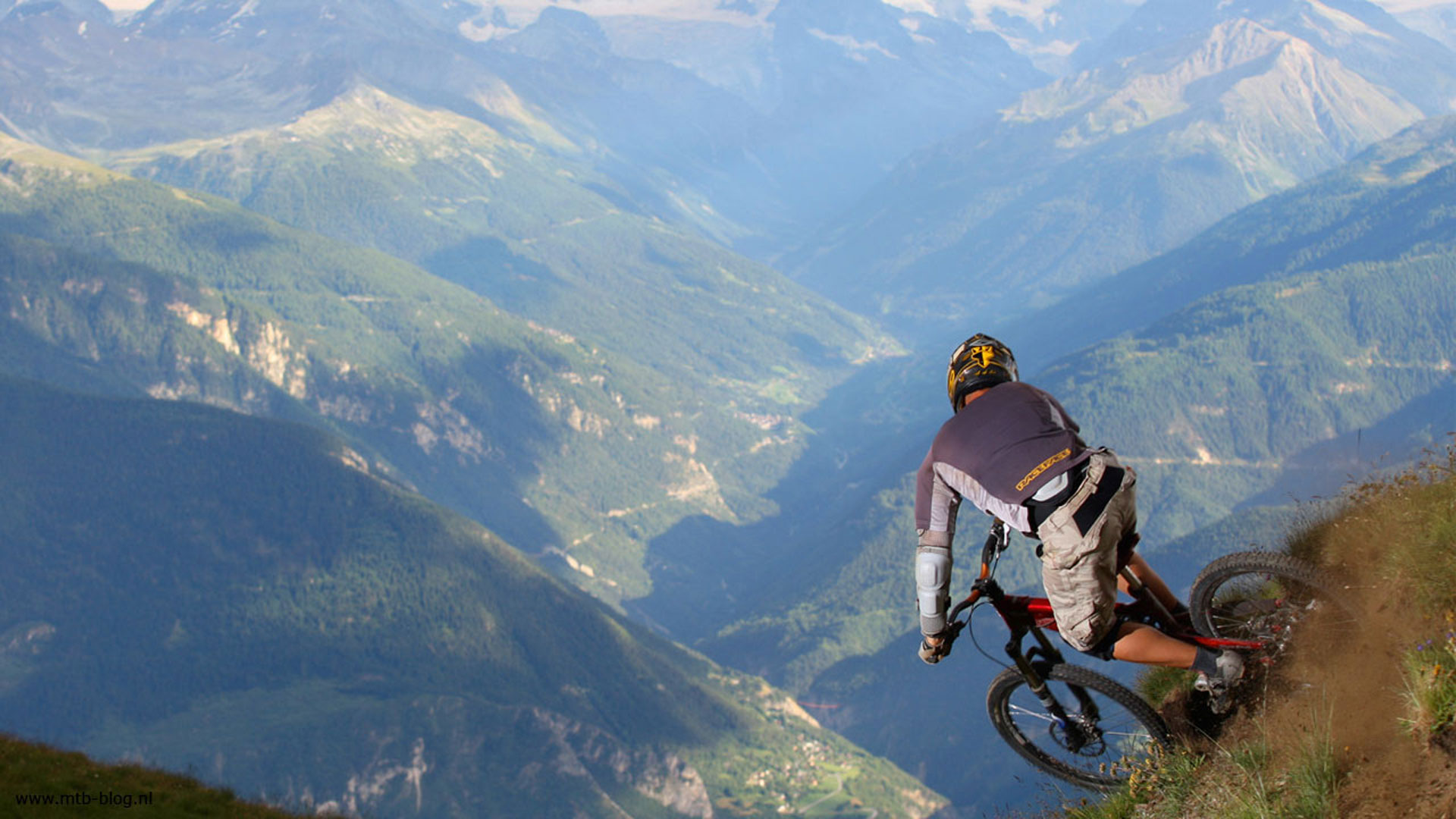 Mountain Biking Desktop Wallpaper 