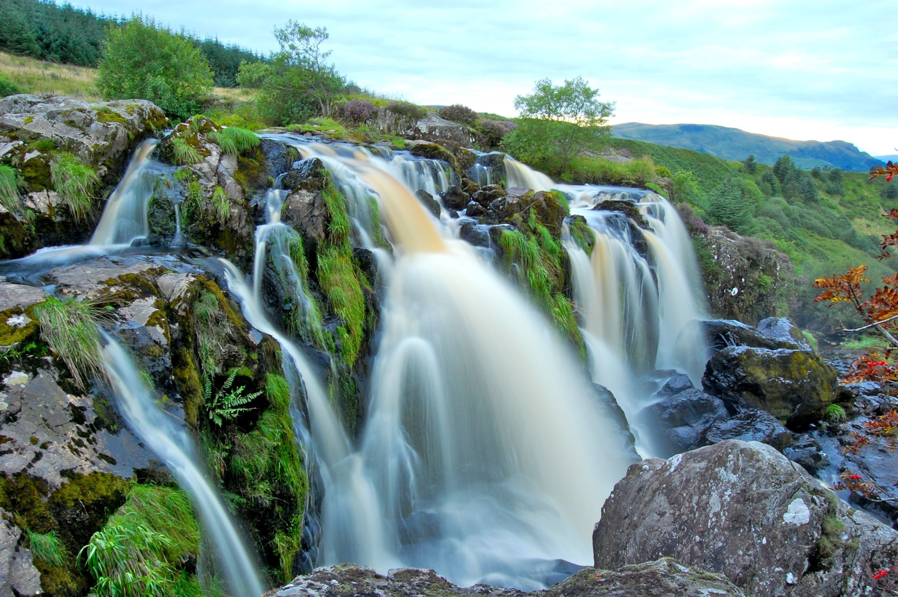 Loup of Fintry Waterfall High Definition Wallpaper 