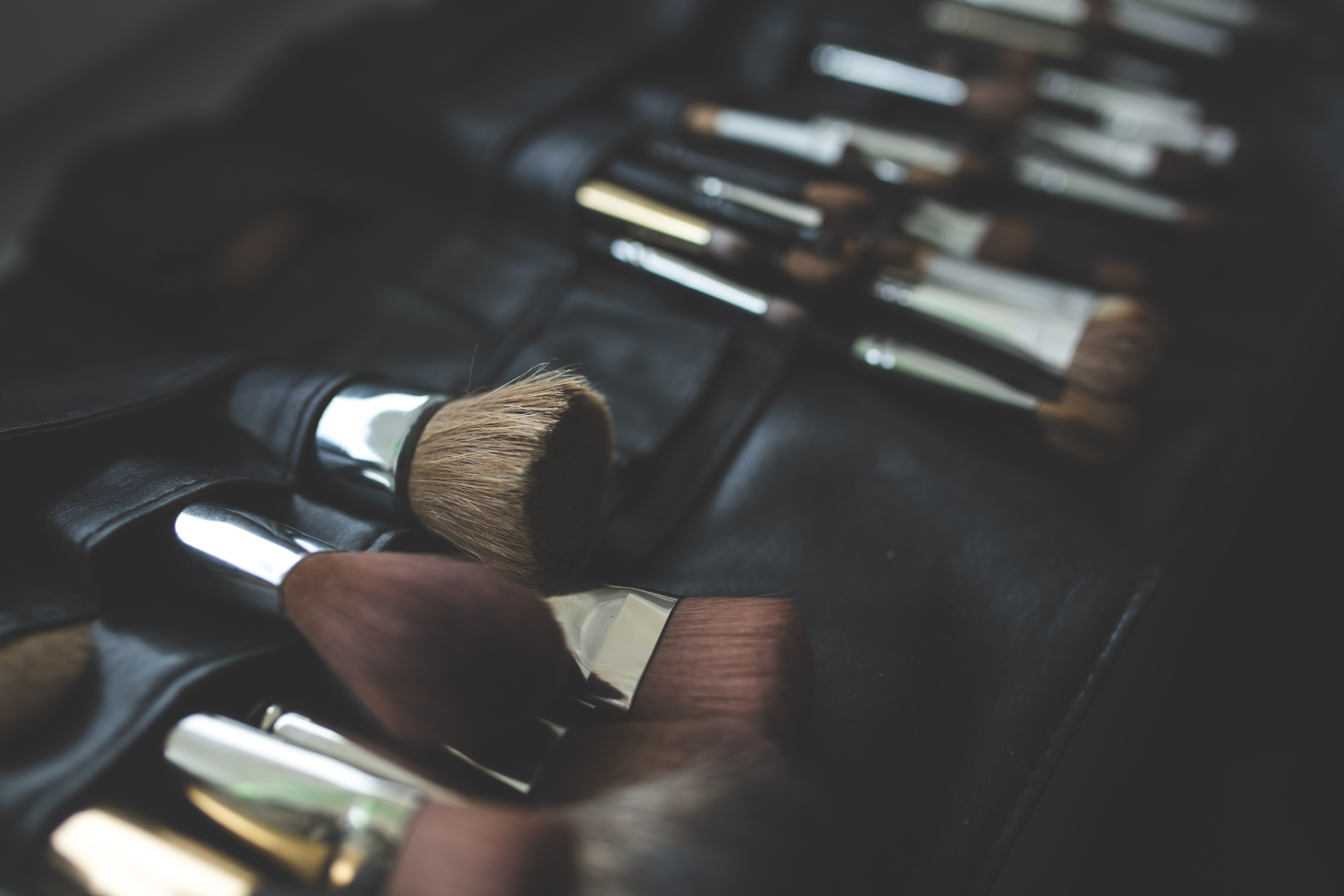Makeup Brush Desktop Wallpaper 