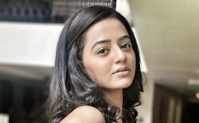 Helly Shah Background Wallpaper 125311
