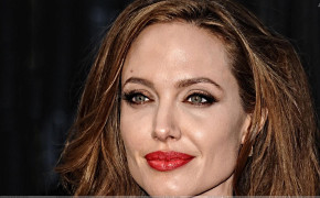 Angelina Jolie High Definition Wallpaper 100605