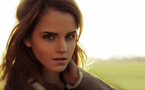 Emma Watson Desktop Wallpaper 102039