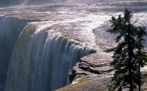 Alexandra Falls Waterfall Wallpaper HD 116985