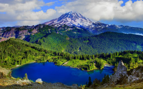 Mount Rainier National Park Background Wallpaper 116180