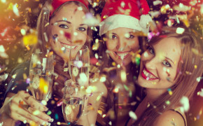 Girls Enjoying Merry Christmas And New Year 2017 Wallpaper 11621