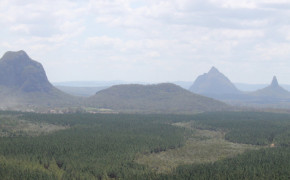 Glasshouse Mountains Background Wallpapers 114000