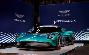 2024 Aston Martin Valhalla HD Desktop Wallpaper