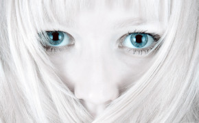 Blue Eyes HD Wallpaper 20734