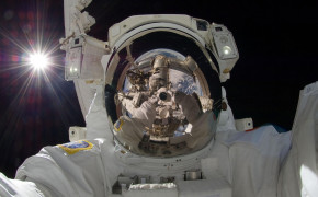 Astronaut Wallpaper HD 01946