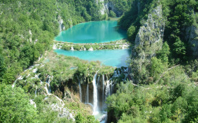 Plitvice Lakes National Park Croatia HD Wallpaper 27356