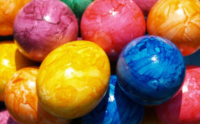 Colorful Easter Eggs Background Wallpaper 02915