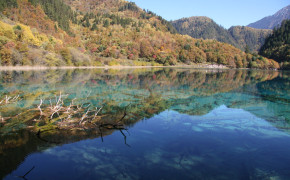 Crystalline Turquoise Lake Jiuzhaigou National Park China High Definition Wallpaper 27185