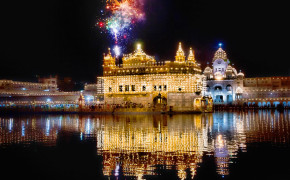Fireworks Golden Temple Amritsar Wallpaper