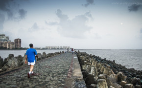 Walking Marine Drive Mumbai Wallpaper 28332