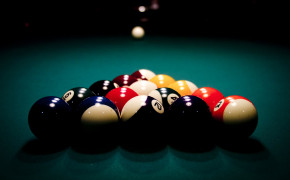 Billiard Balls Playing Wallpaper 28237