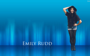 Emily Rudd Desktop Wallpaper 29731