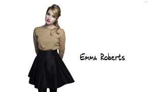Emma Roberts Desktop Wallpaper 29738