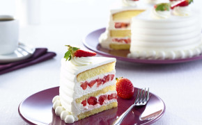 Strawberry Cake Desktop Widescreen Wallpaper 35439