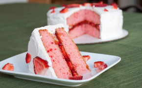 Strawberry Cake Wallpaper HD 35446