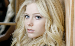 Avril Lavigne Background Wallpaper 03438