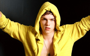 Nicholas Hoult Background Wallpapers 40288