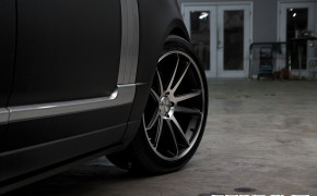 Range Rover Black Tyre Wallpaper 44493
