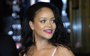 Rihanna Widescreen Wallpaper 45281