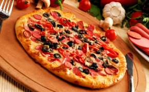Olive Pizza Background Wallpaper 46829