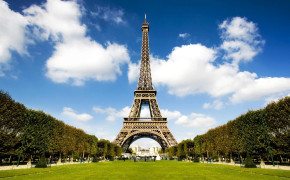 Eiffel Tower Desktop Wallpaper 04546
