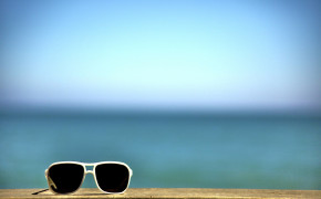 Sunglasses Wallpaper HD 06399