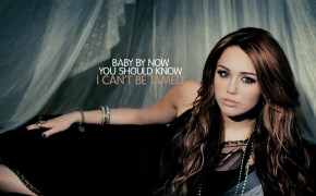 Miley Cyrus Desktop Wallpaper 07057