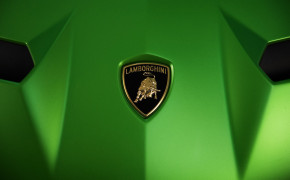 Lamborghini Logo Wallpaper 2721x1531 72486