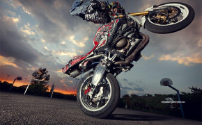 Wheeling Motocross Background Wallpaper 83806