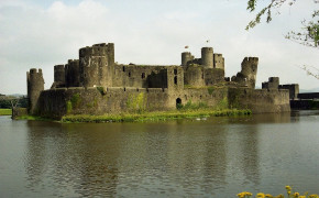 Caerphilly Castle Tourism Widescreen Wallpapers 98940