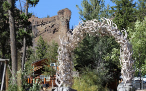 Antler Arch Tourism Widescreen Wallpapers 96905