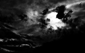 Dark Clouds HQ Desktop Wallpaper 08743
