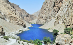 Tajikistan Yashikul Lake Desktop Wallpaper 93803