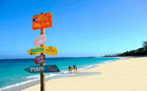 Atlantis Paradise Island Beach Background Wallpaper 97196